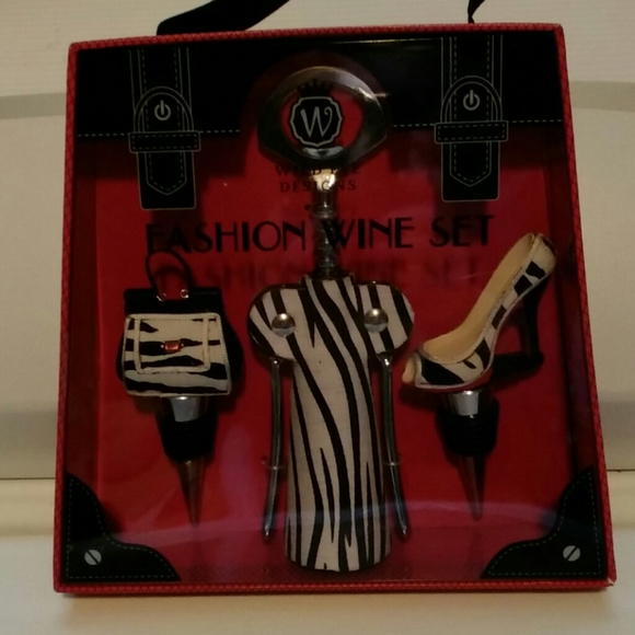 NWOT Fashion Wine Set - Picture 2 of 2